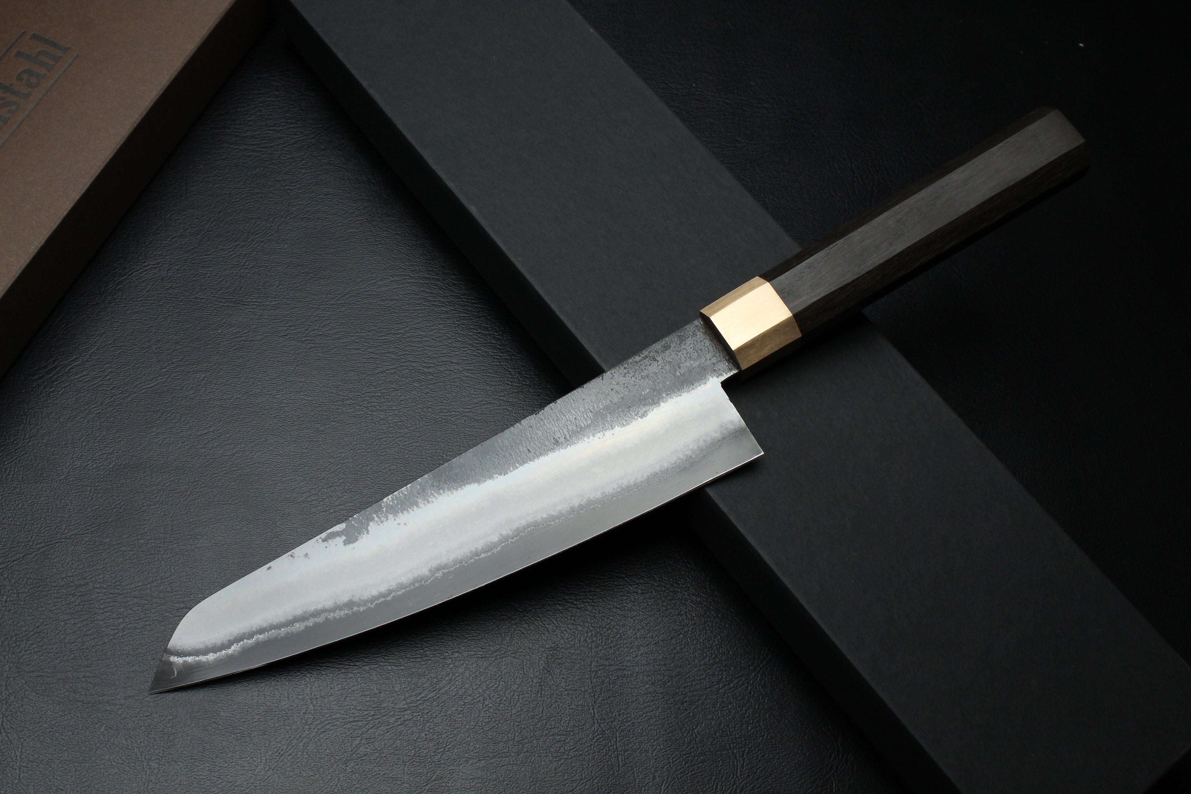 Knife Gyuto Mooreiche Oktagonal - Lilienstahl