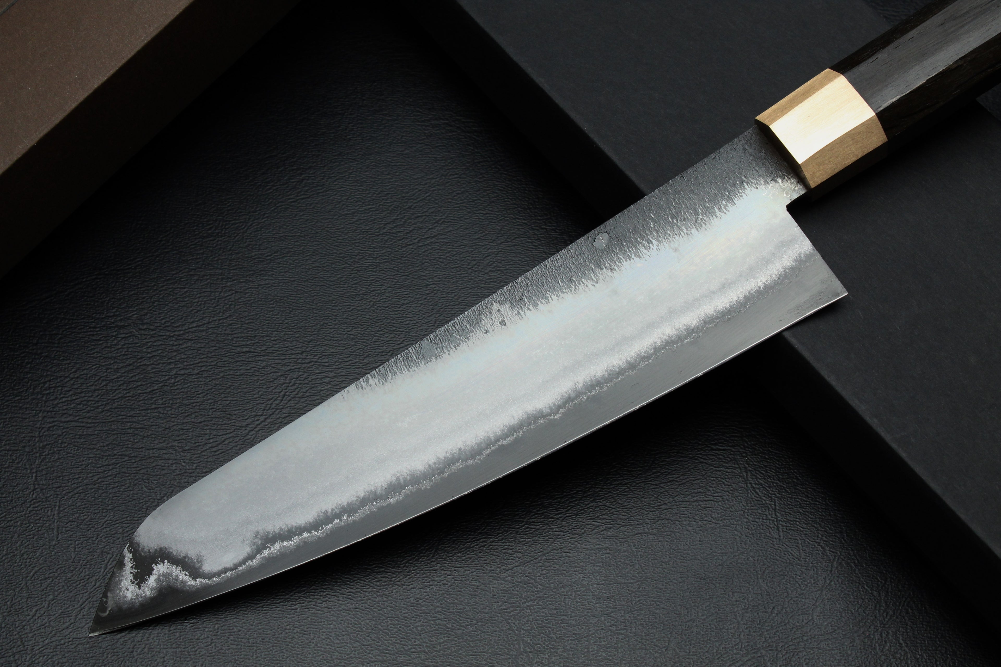 Knife Gyuto Mooreiche Oktagonal - Lilienstahl